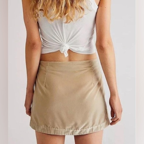 FREE PEOPLE Annalise Velvet Mini Skirt High Rise Side Slit Tan Size 2 - Picture 2 of 9